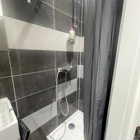 Apartament Brussels 2 Apartment Екстериор снимка